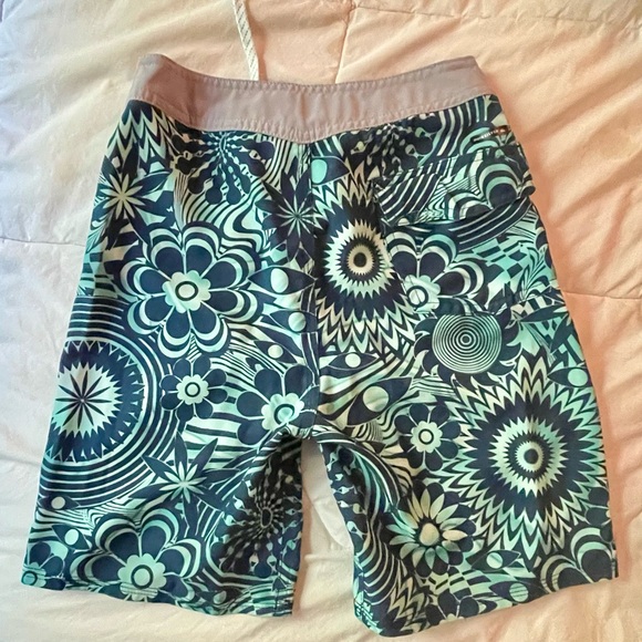 Boys board shorts, size 8/ 22. Quicksilver and O’Neill - Picture 5 of 7